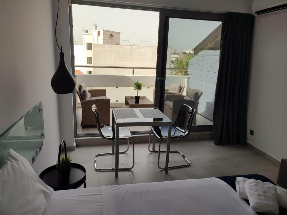 Amazing Apartments @ Aiolou Str. เอเธนส์ ภายนอก รูปภาพ