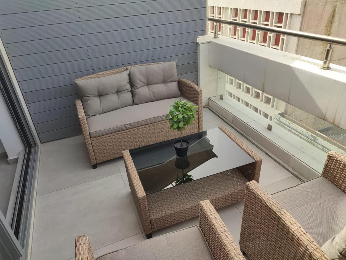 Amazing Apartments @ Aiolou Str. เอเธนส์ ภายนอก รูปภาพ