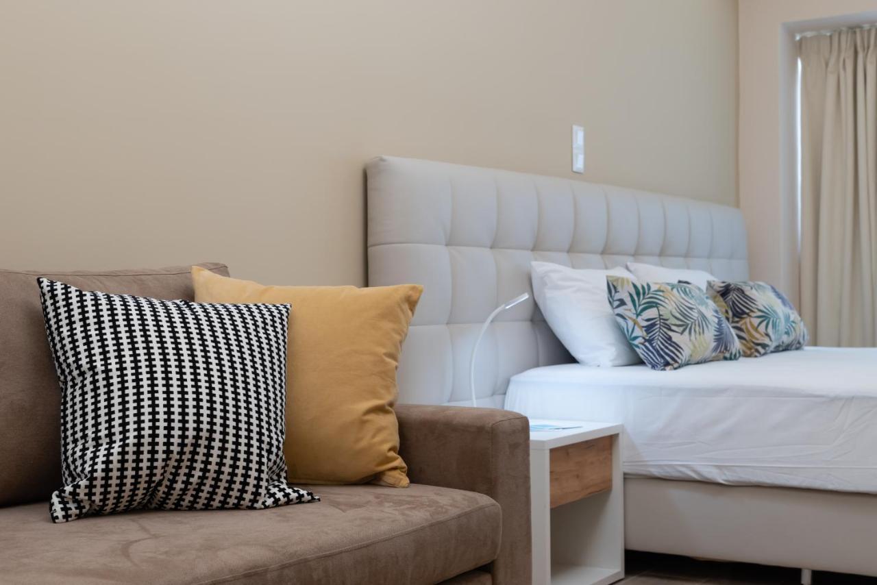 Amazing Apartments @ Aiolou Str. เอเธนส์ ภายนอก รูปภาพ