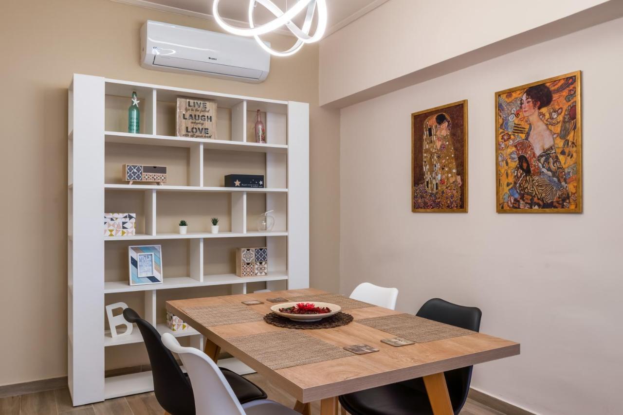 Amazing Apartments @ Aiolou Str. เอเธนส์ ภายนอก รูปภาพ